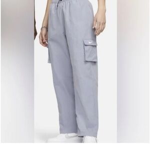 Nike Cargo Pants in Light blue